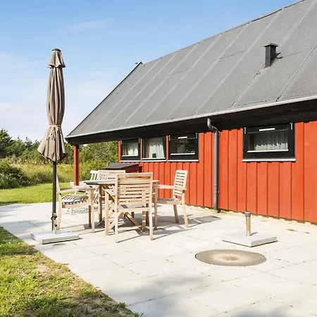 2 Bedroom Amazing In Prázdninový dům *